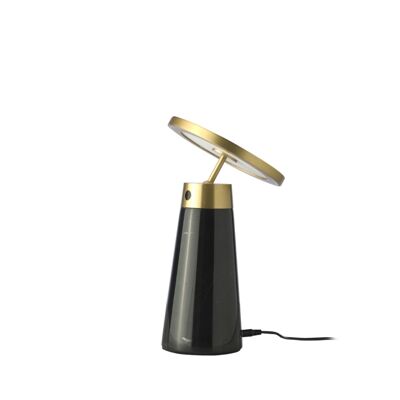 Lámpara de sobremesa con cuerpo de mármol porcelánico similar nero marquina y disco direccional de acero pulido dorado,  Dispone de dimmer regulable en intensidad y color, modelo 8028