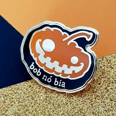 bob no bia | truco o trato - Pin de esmalte