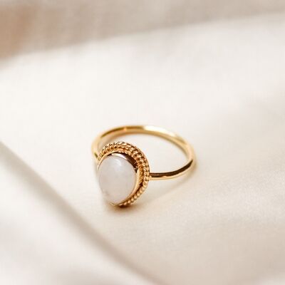 Scarlett ring - goddess moonstone gold