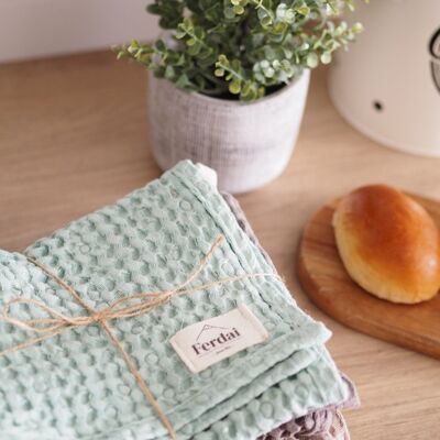 Linen kitchen towel or placemats