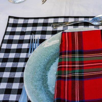 Resin-coated cotton stain-resistant placemat - Black gingham print and black trim - Medium square - 8 units
