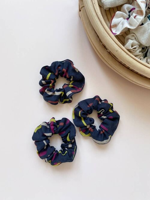 Linen scrunchie