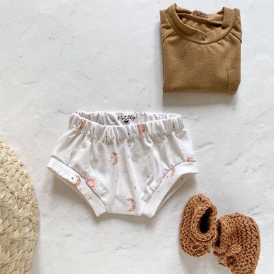 Baby girl shorts / moon & stars
