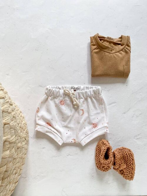 Baby boy shorts / moon & stars