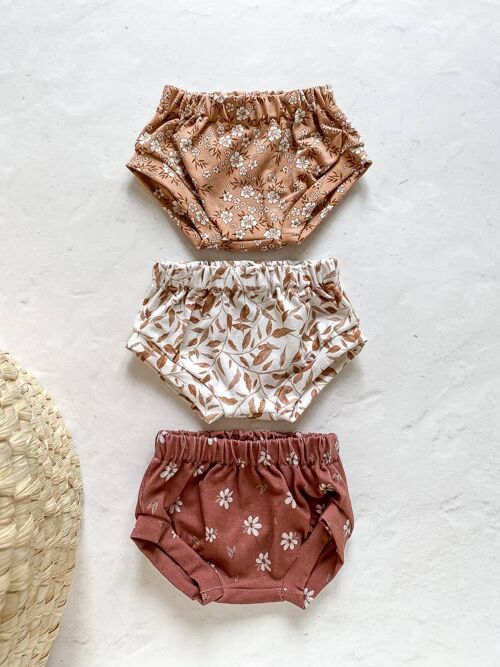 Baby girl shorts / florals