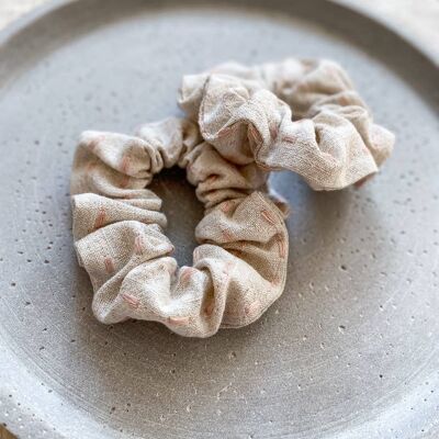 Linen scrunchies