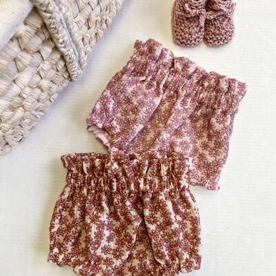 Baby bloomers / embroidered