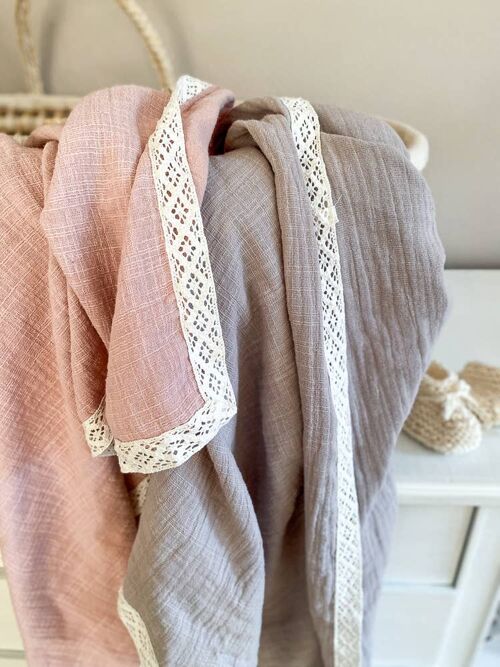 Swaddle blanket / muslin + boho lace