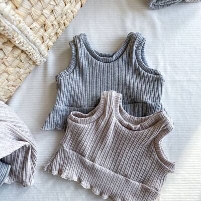 Top per neonata / maglia con volant
