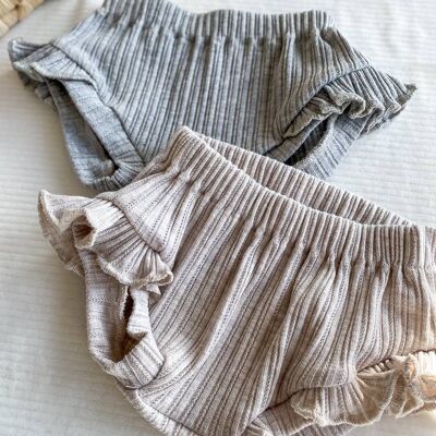 Baby girl shorts / ruffle knit