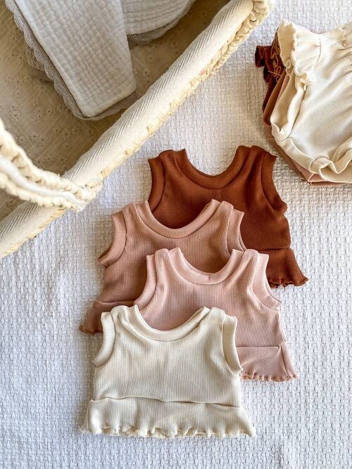 Baby girl top / ruffle shirt