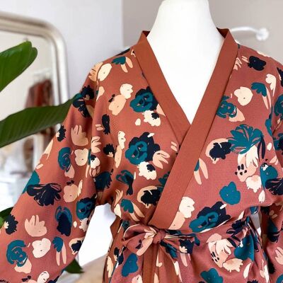 Kimono floreale in terracotta