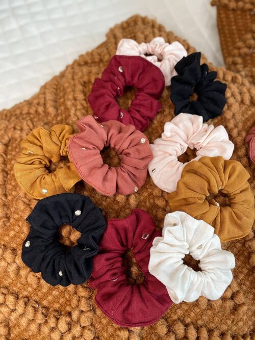 Muslin embroidered dots scrunchies