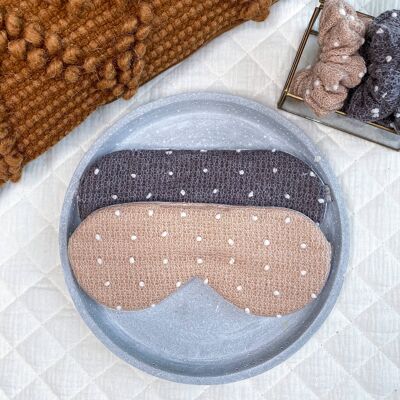 Masque de sommeil à pois tricotés