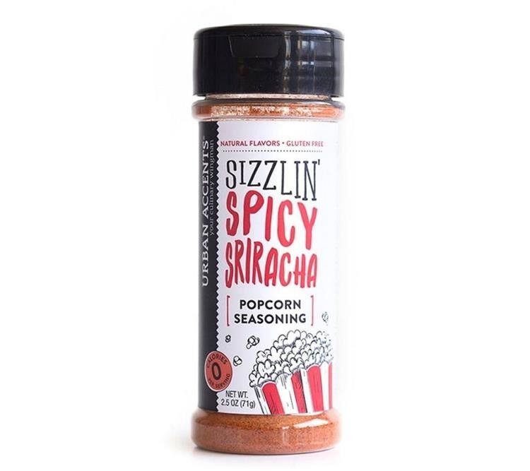 Popcorn Spice Sizzlin' Spicy Sriracha di Urban Accents