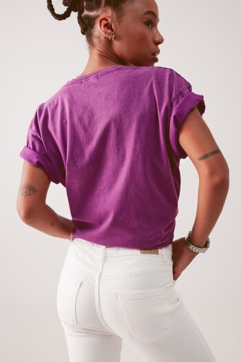 T-shirt violet avec texte imprimé 3