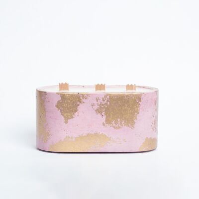 CANDELA XXL - 3 stoppini in legno - Cemento rosa e patina dorata