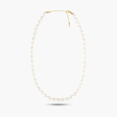 Elegant freshwater pearl necklace