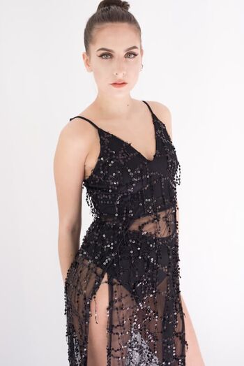 Glam - Robe longue noire à sequins et fente haute 5