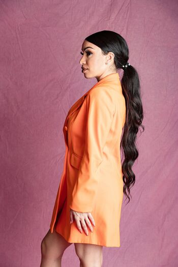 Robe blazer Amirah orange à double boutonnage 3