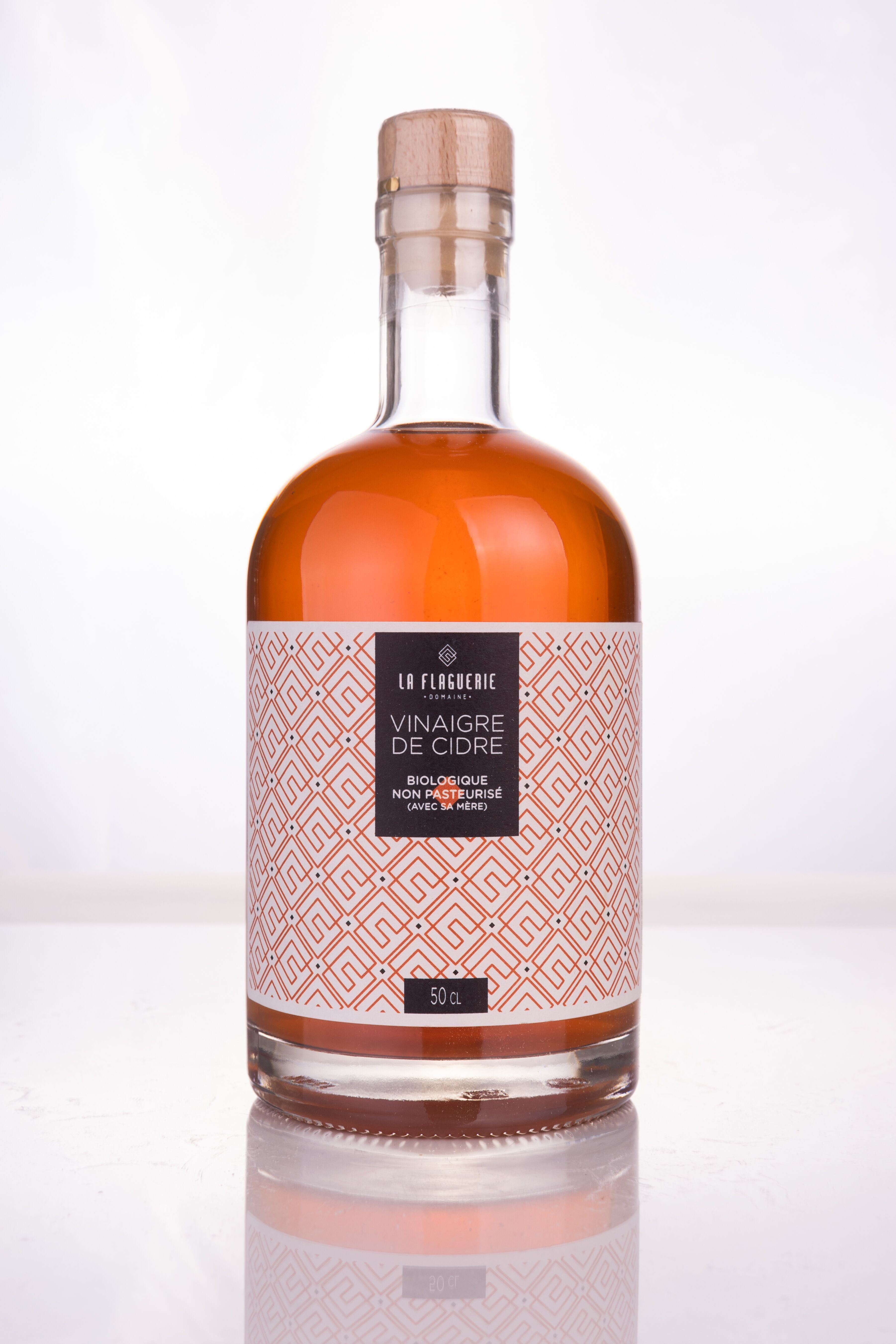 CIDER VINEGAR Organic unfiltered - unpasteurized - aged in oak barrels