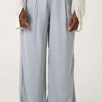 Tailored satin pants / Business casual