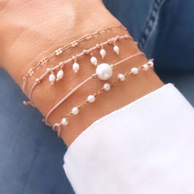 Un bracelet de perles