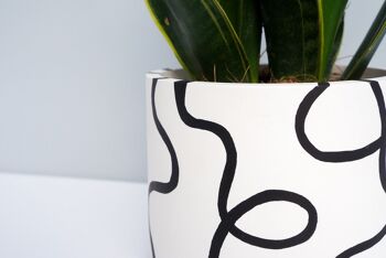 Peint à la main Jesmonite Plant Pot Abstract Outline Drawing Design - Eco Resin Handmade Planter 6