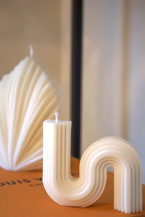 Geometric Wavy, S Shaped, Squiggle Candle - 100% Natural Soy Wax - Sculpture Decor