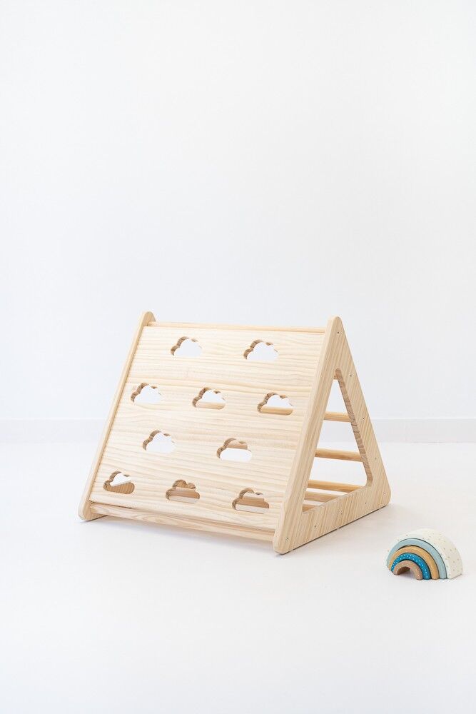 Pikler triangle climbing clouds