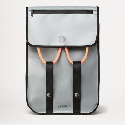 Upcycled, waterproof and local backpack - GRAVELOT 18L GRIS