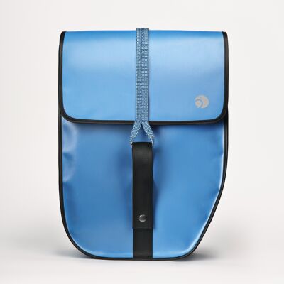 Upcycled, waterproof and local bicycle bag - STERNE 25L BLEU ALPIN