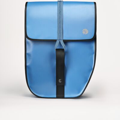 Upcycled, waterproof and local bicycle bag - STERNE 25L BLEU ALPIN