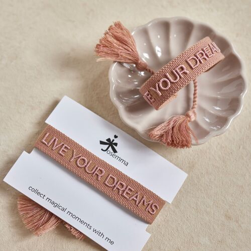 Live your dreams Statement Armband