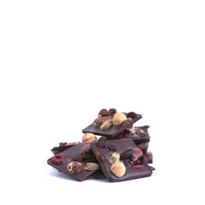 Mendiants chocolat noir, noisettes, amandes, pistaches, cranberries et raisins secs