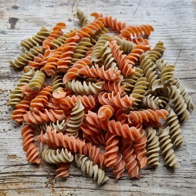 Fusilli con Tomate y Romero