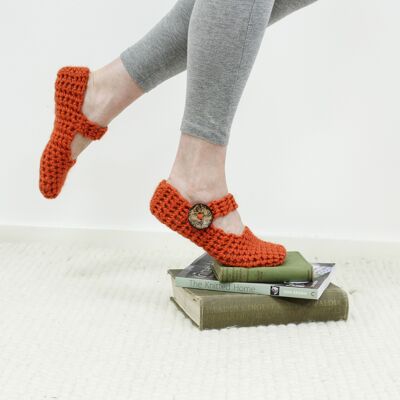 Amy Slippers Crochet Kit