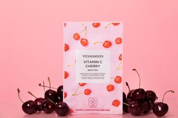 Masque en feuille à la vitamine C à la cerise 5