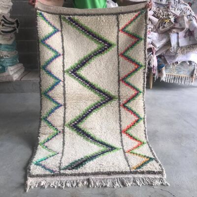 Handmade Moroccan rugs Azilal 100 x 150 cm 009