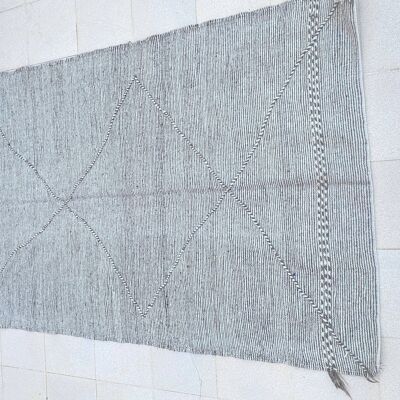 Handmade Moroccan Zanafi rug 0007 225 x 145 cm