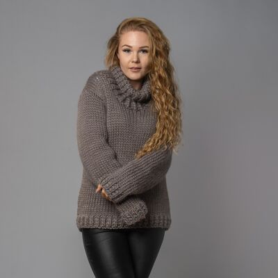 Lia Pullover Easy Knitting Kit