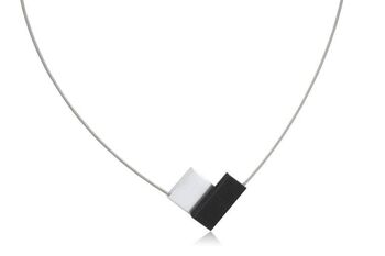 Collier en forme de V C150 - Noir