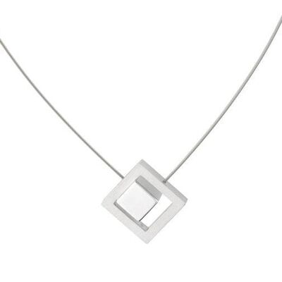 Cube necklace in square C25