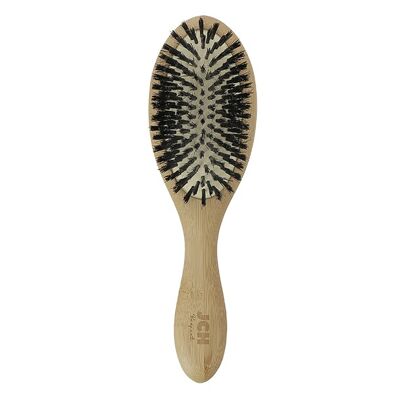 Brush with 40% boar bristles and 60% nylon