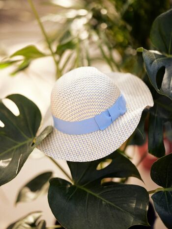 Chapeau beige et bleu enfant fille 1