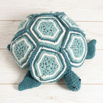 Kit de tricot géant Amelia la tortue 3