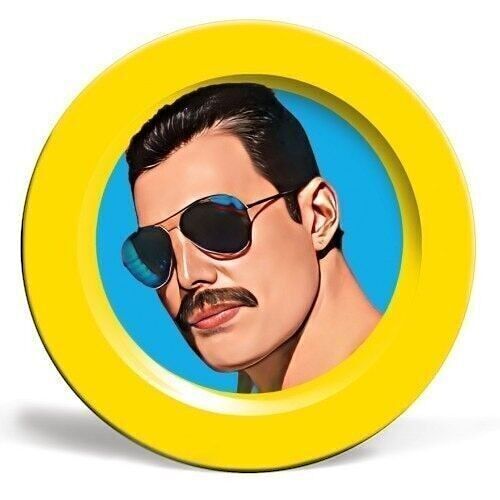 Plates 'Freddie Cool' by DOLLY WOLFE_10 Inch