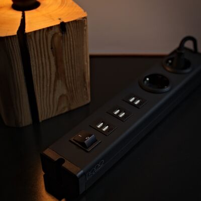 BODO design strip 8-fold (2 protective contacts, 6 USB) in black elegance