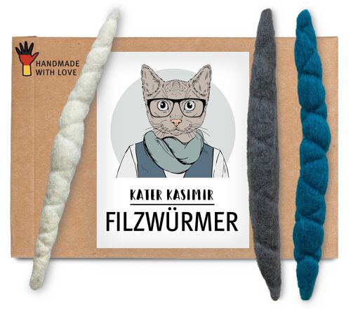 3 handgerollte Filzwürmchen aus reiner Schurwolle. In Deutschland von Hand und mit Liebe gefertigtes Katzenspielzeug