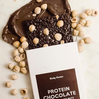 Sugar free protein chocolate - 150 g - Dark Flavor with Hazelnuts
